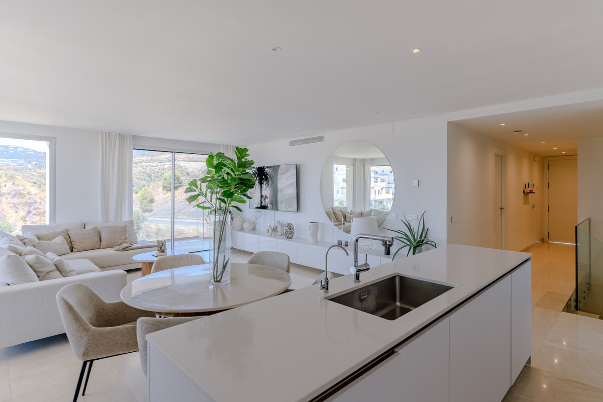 4e283d955f94d50eb8b3f022925c1019 - 2