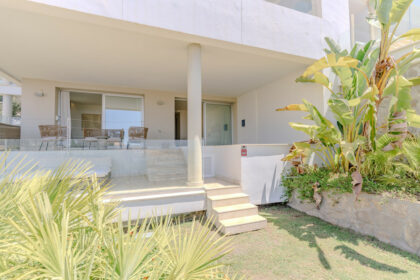 4e283d955f94d50eb8b3f022925c1019 - 23