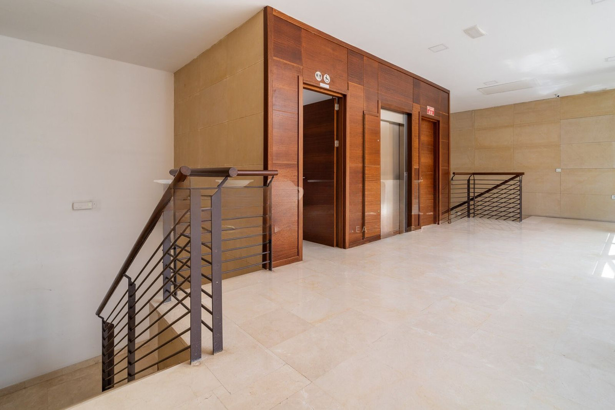 4e4c2e215ce70edf205af5ae44948b53 - 16