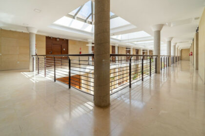 4e4c2e215ce70edf205af5ae44948b53 - 18