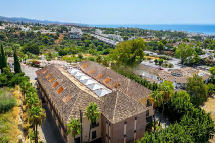 4e4c2e215ce70edf205af5ae44948b53 - 2