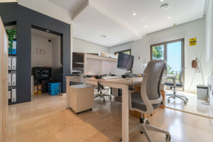 4e4c2e215ce70edf205af5ae44948b53 - 21