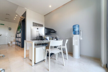 4e4c2e215ce70edf205af5ae44948b53 - 5