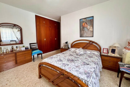 4f4a014500eaea3adf4060206d2b04d4 - 17