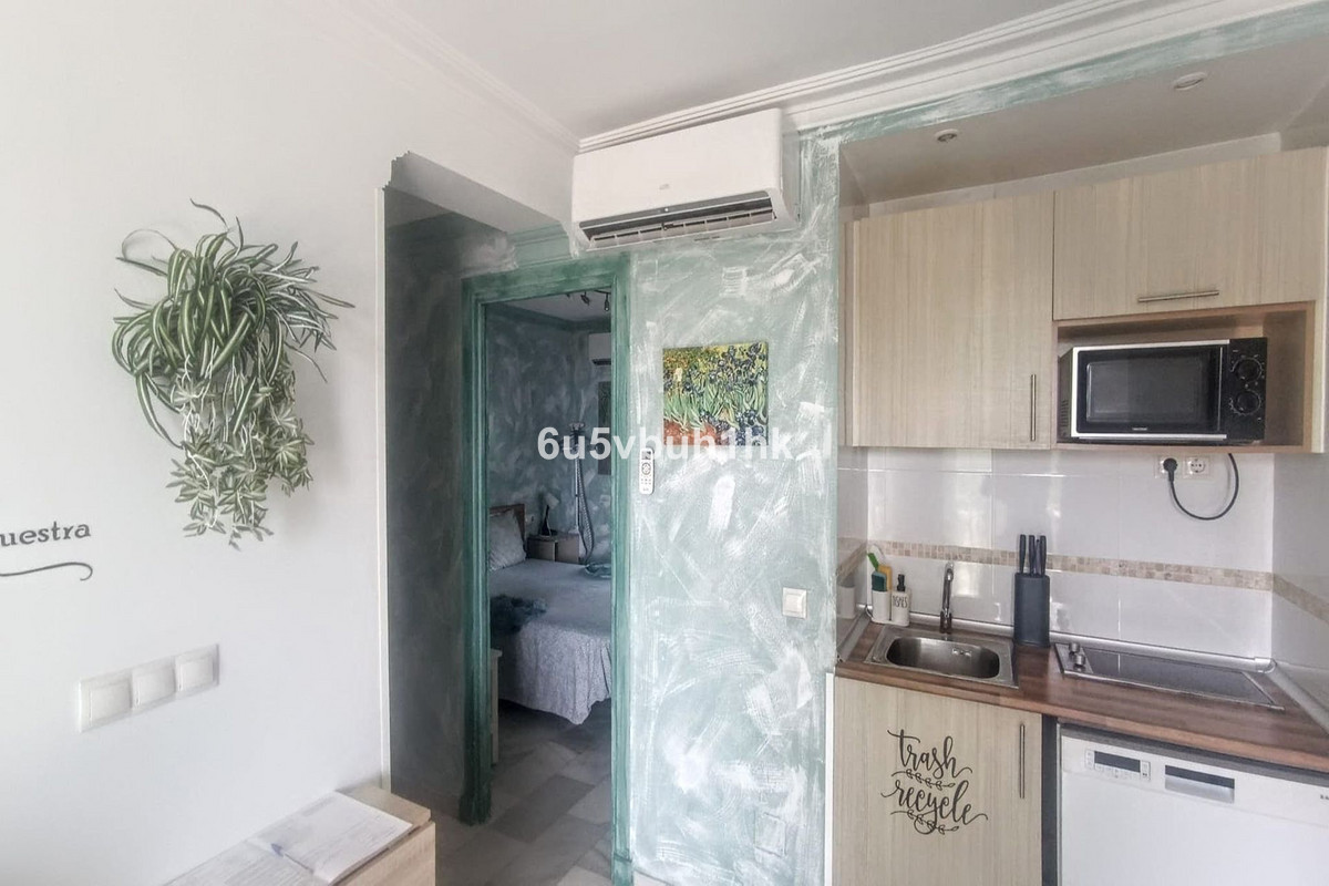 4f92e8508023d7a1fac6f285b7c6a6f8 - 7