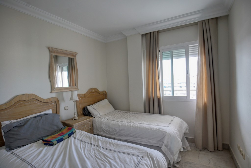 4fe855d8cea59ea8ba5a492b050778ef - 13