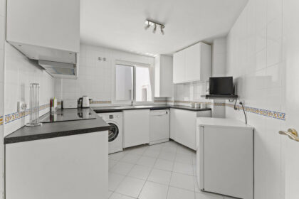 51ce5e44db80346b4ce88bd9cc658da9 - 10