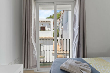 51ce5e44db80346b4ce88bd9cc658da9 - 18