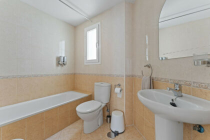 51ce5e44db80346b4ce88bd9cc658da9 - 20