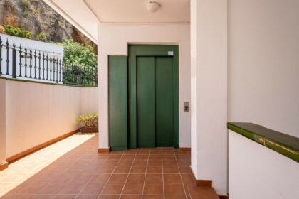 51ce5e44db80346b4ce88bd9cc658da9 - 26