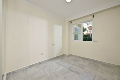 52a7df128808ca7997ea7bc39f262d54 - 13