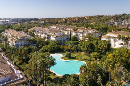 52a7df128808ca7997ea7bc39f262d54 - 33