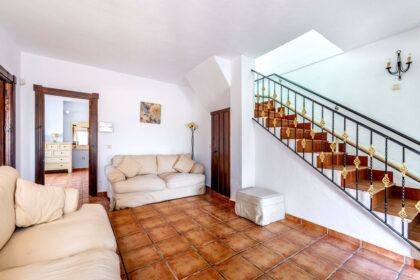 533851f610faf0399a1e3f4ab1ad92cb - 17