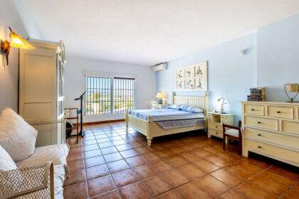 533851f610faf0399a1e3f4ab1ad92cb - 20