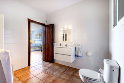 533851f610faf0399a1e3f4ab1ad92cb - 22