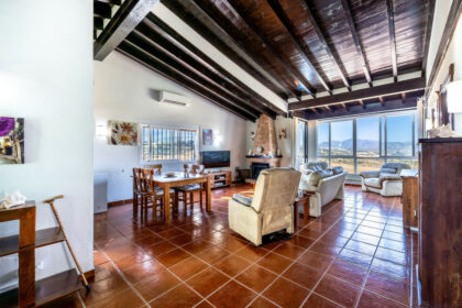 533851f610faf0399a1e3f4ab1ad92cb - 7