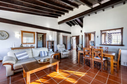 533851f610faf0399a1e3f4ab1ad92cb - 8