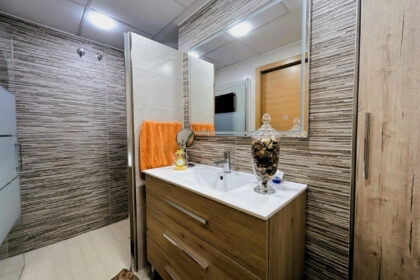 536b64d012c717baa0dda2819b514e93 - 22