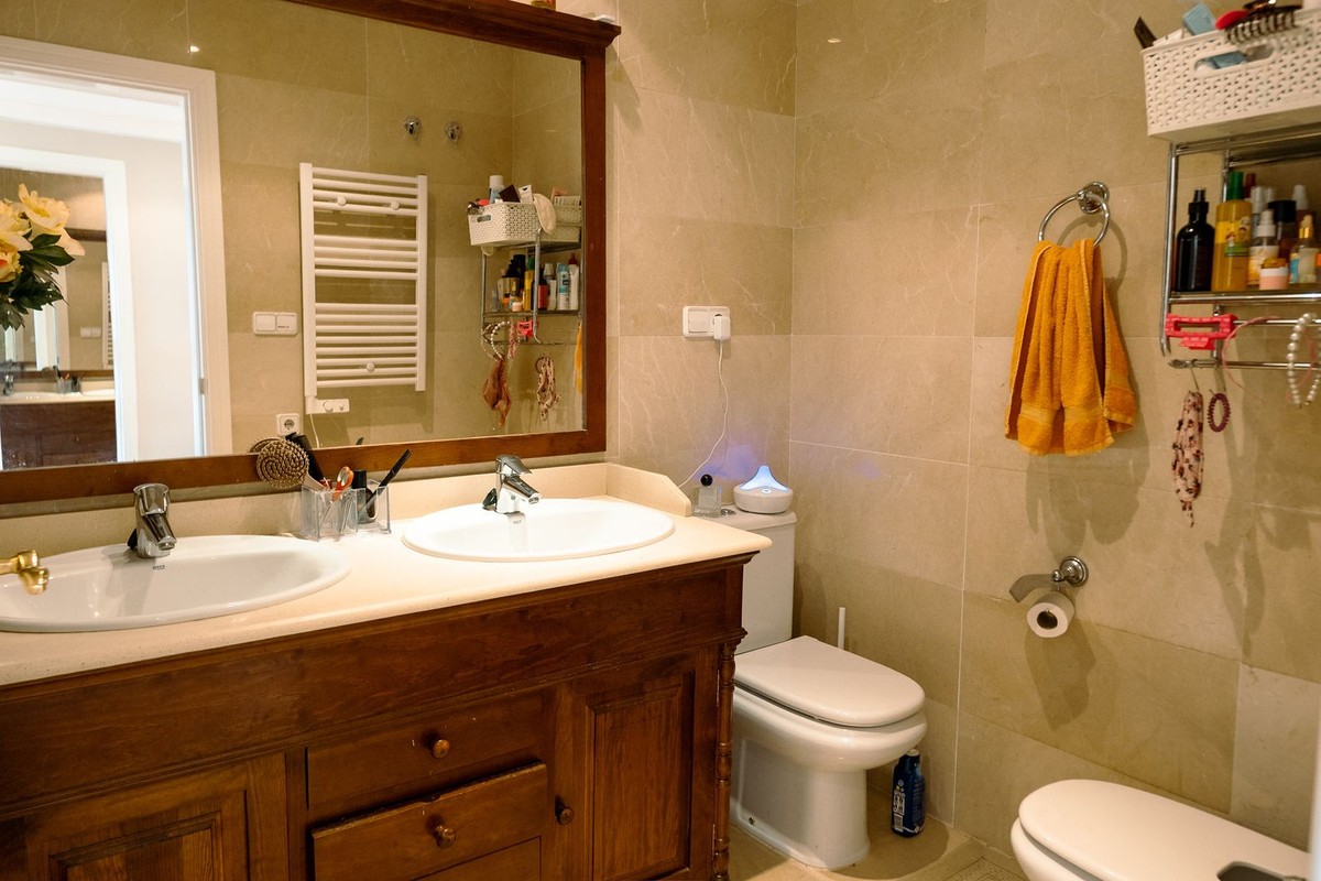 53957aeadd7e4ce1ed546ed120898963 - 21