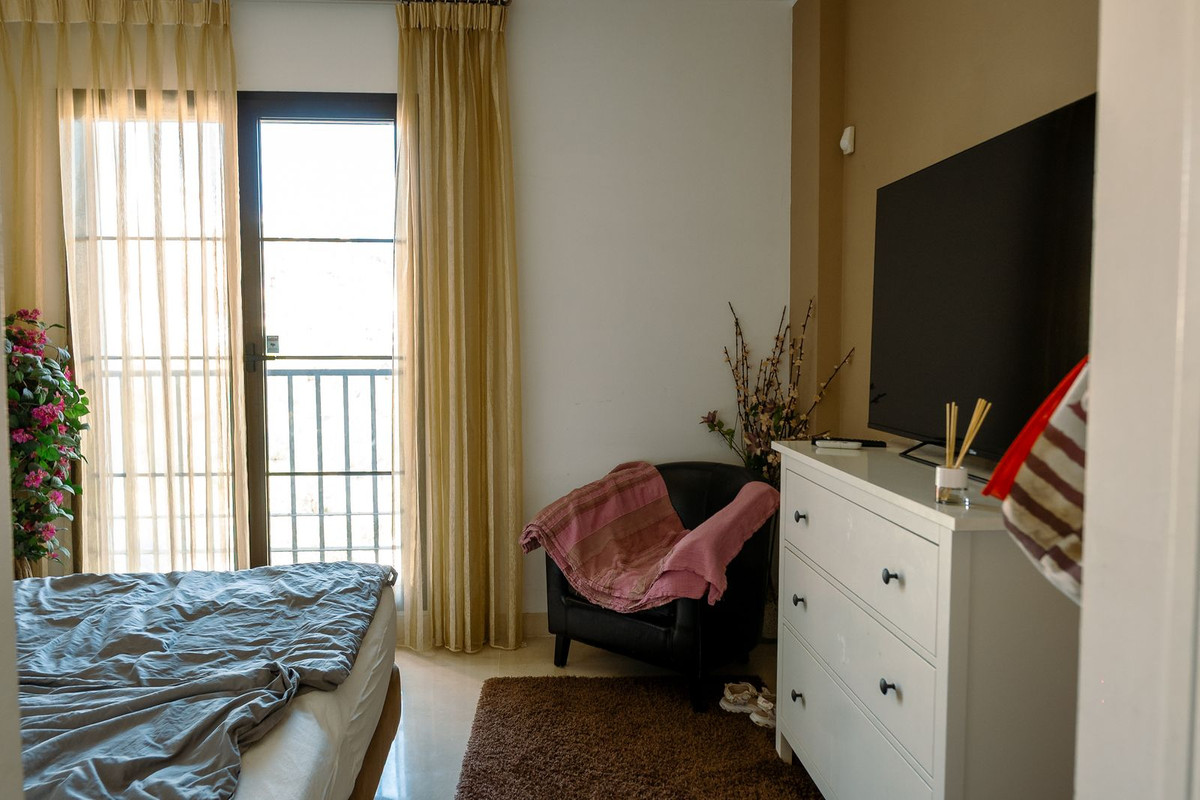 53957aeadd7e4ce1ed546ed120898963 - 24