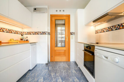 5498168d287fa7f8bd0c56db36d65820 - 5