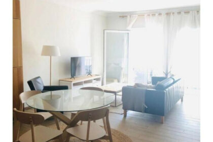 54bad8795a25467f79d4ccc26c5eacf2 - 1