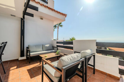 5549fe8352bf0c6b2ce1bdb5ef74b98e - 12