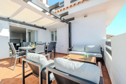 5549fe8352bf0c6b2ce1bdb5ef74b98e - 13