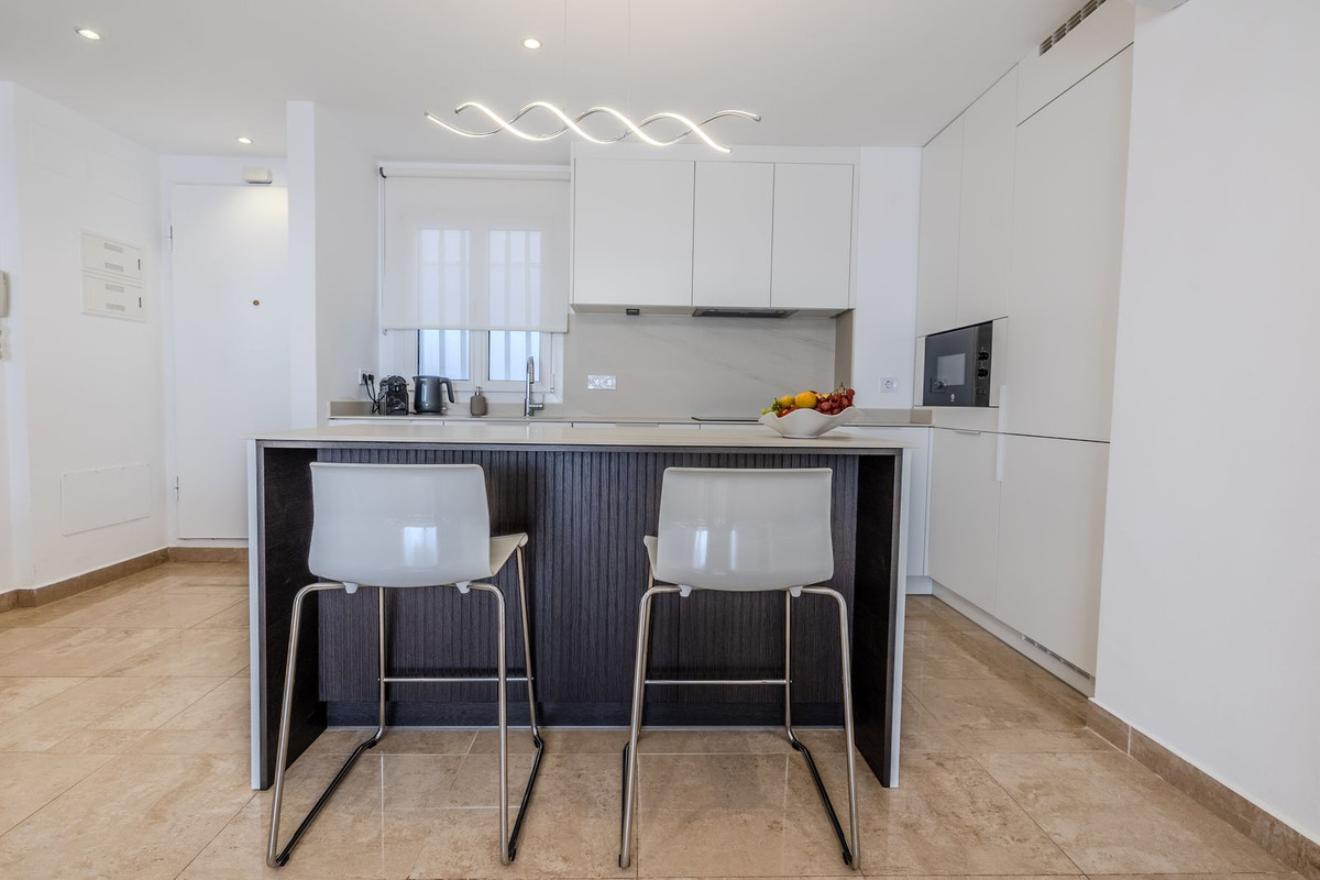 5549fe8352bf0c6b2ce1bdb5ef74b98e - 15