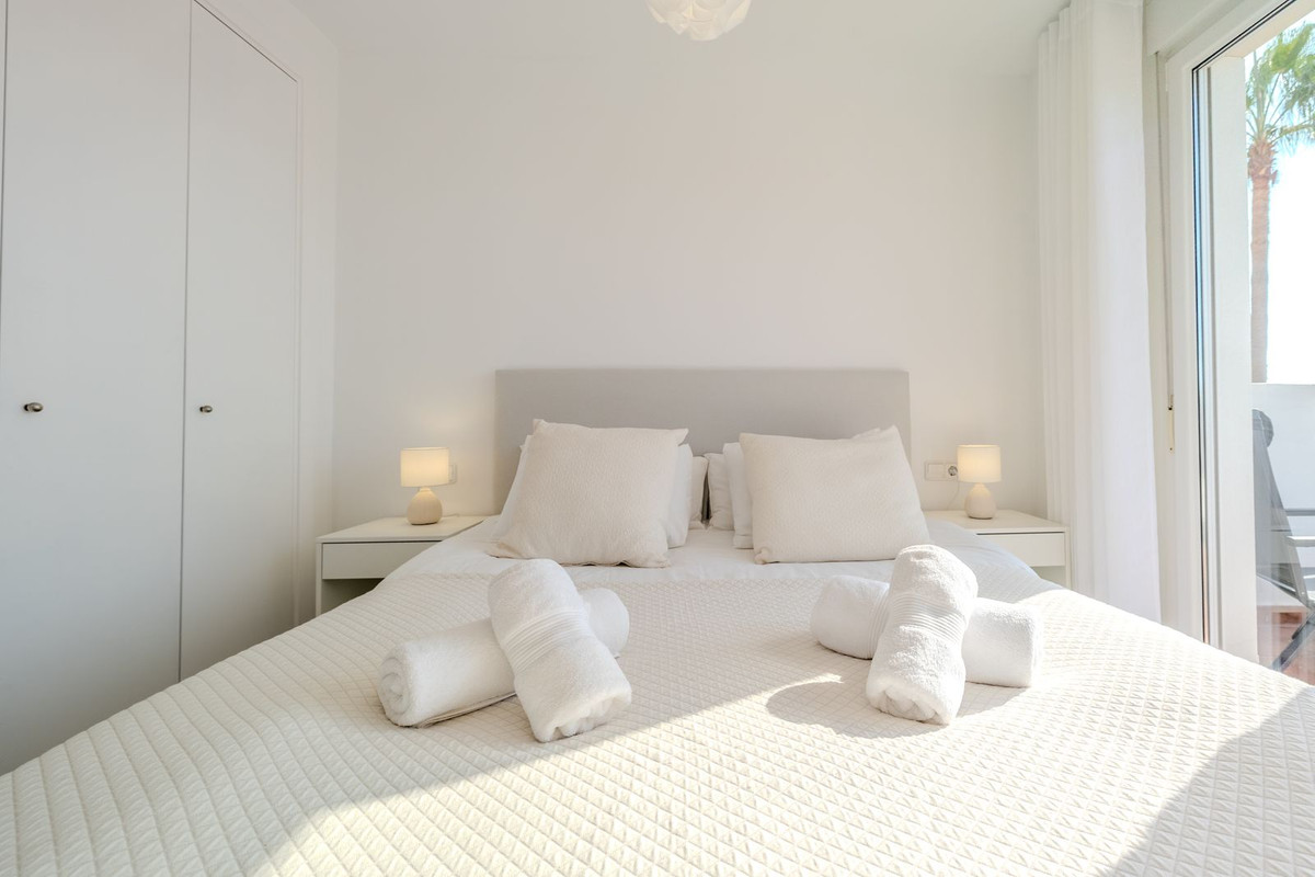 5549fe8352bf0c6b2ce1bdb5ef74b98e - 5