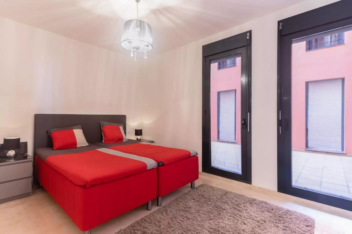 559053d8e4eabb8fc04eec0235bf3d91 - 18