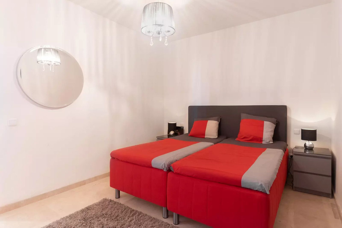 559053d8e4eabb8fc04eec0235bf3d91 - 19