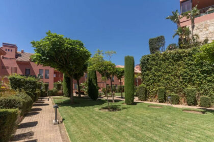 559053d8e4eabb8fc04eec0235bf3d91 - 24