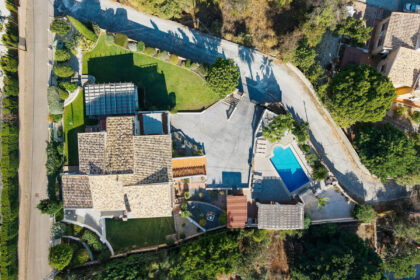 55b90688ab682c9221cab9fddb780f4c - 32