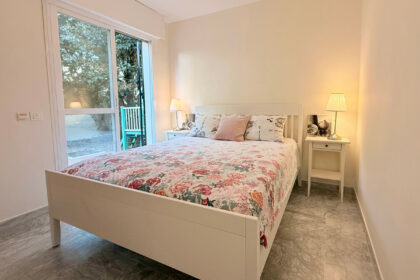 55c4f70976272c220555f2f293df9e84 - 17