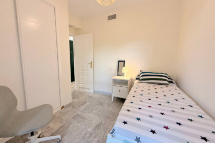 55c4f70976272c220555f2f293df9e84 - 25