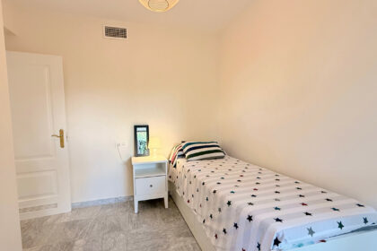 55c4f70976272c220555f2f293df9e84 - 26