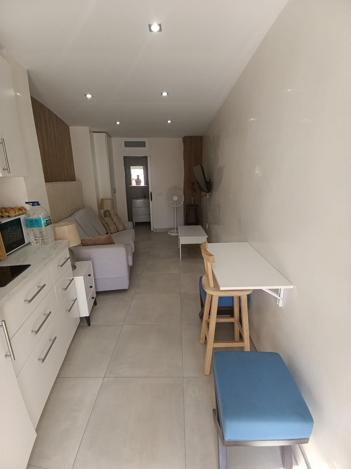 560bb541c9a1014a2a0a78b7a957281c - 11