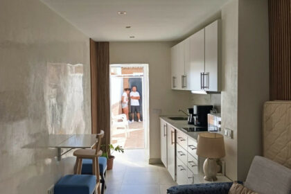 560bb541c9a1014a2a0a78b7a957281c - 23