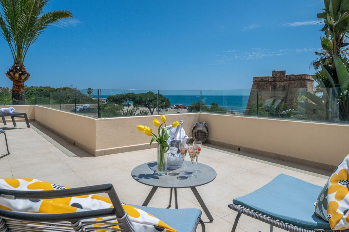 5632d2e8d531df9d89c177538a991d16 - 1