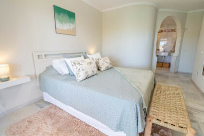 574510b67d016d1eb207d8901cfbc8b4 - 25