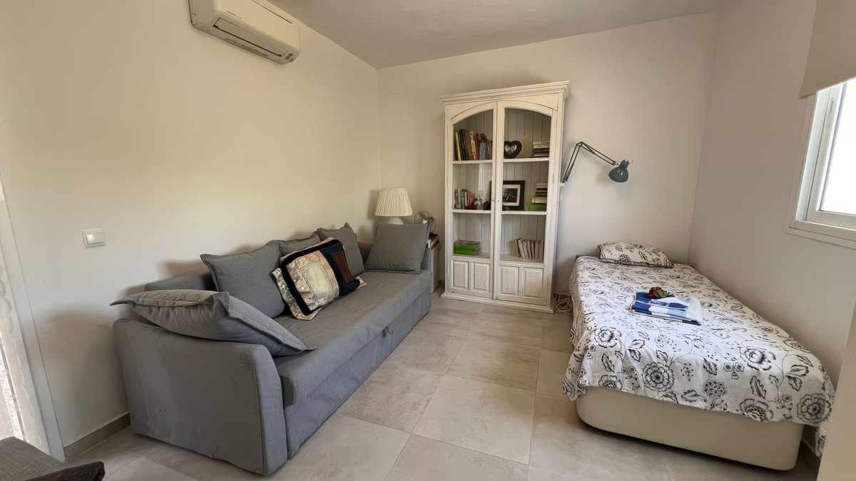 57a5c0107191b6e4c4b0171dbad71d99 - 19