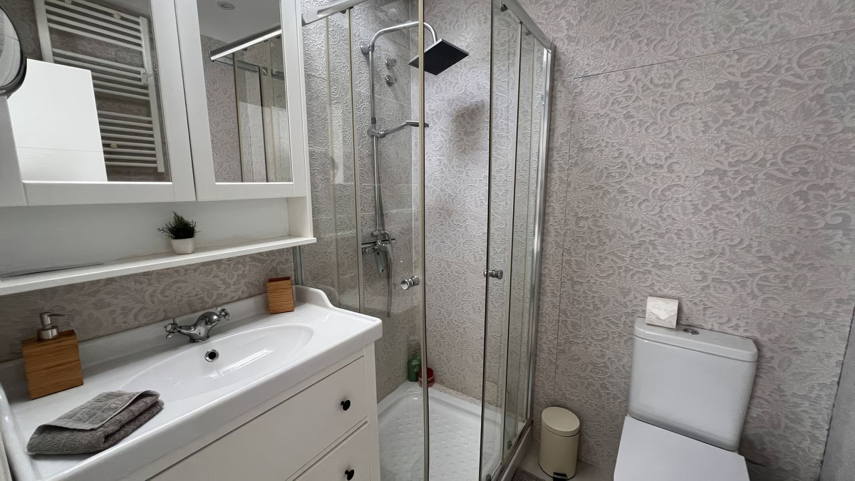 57a5c0107191b6e4c4b0171dbad71d99 - 23