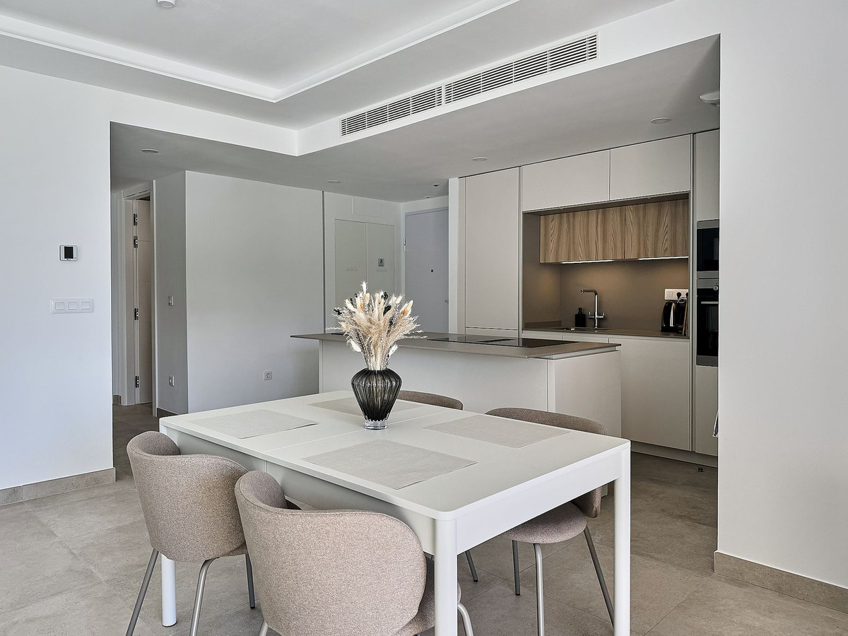 57c5e24c1dea083deafee8479392876b - 11