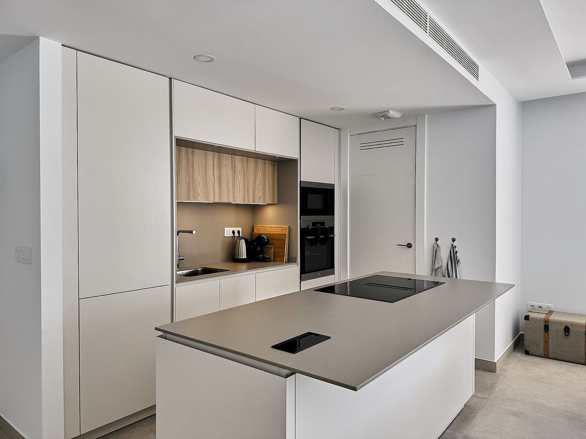 57c5e24c1dea083deafee8479392876b - 14