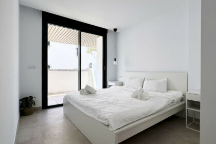 57c5e24c1dea083deafee8479392876b - 18