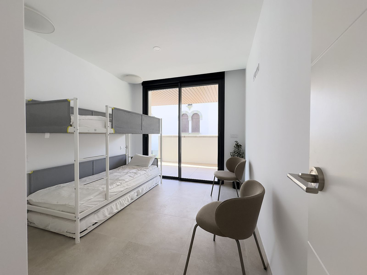 57c5e24c1dea083deafee8479392876b - 24