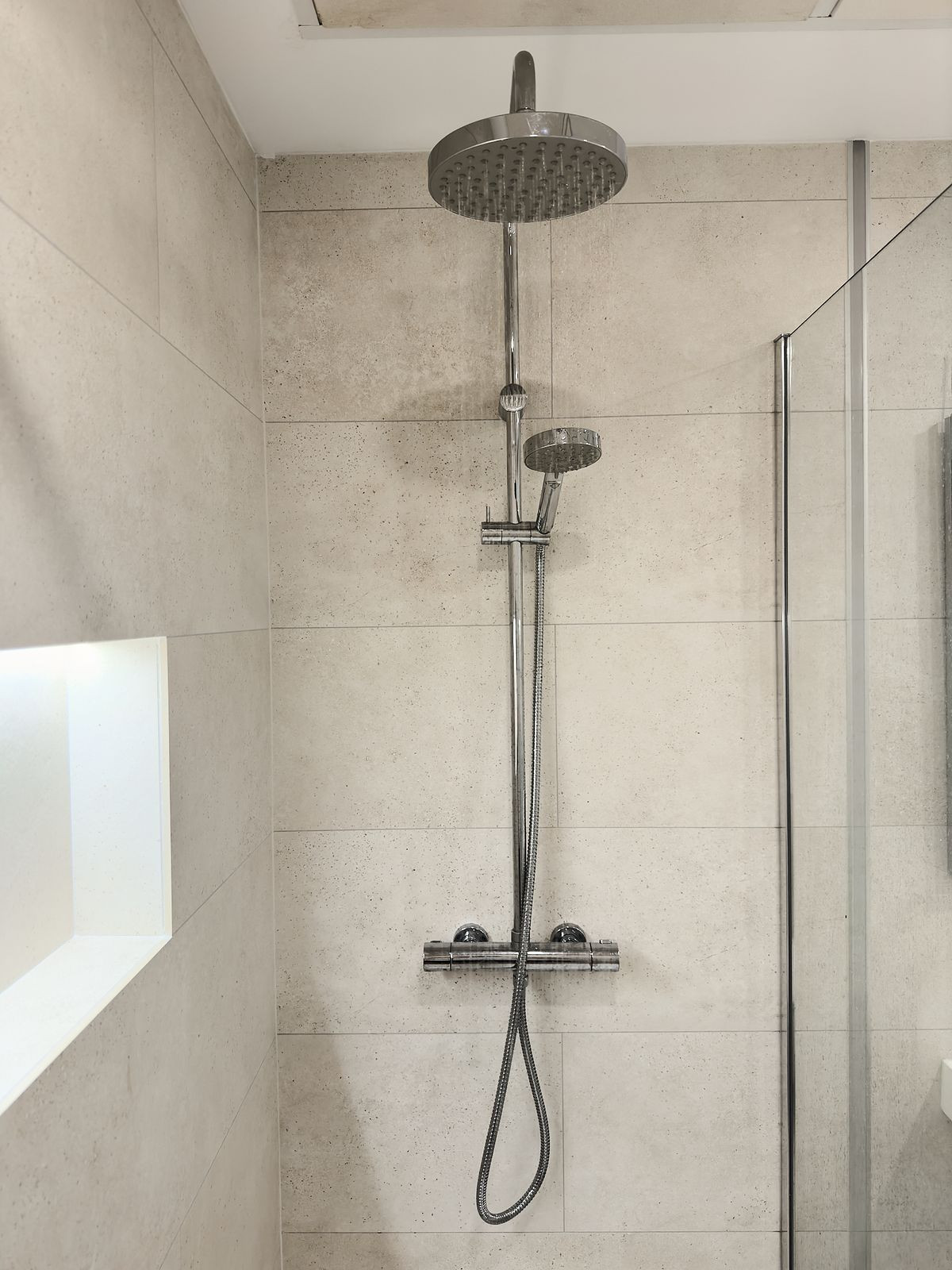 57c5e24c1dea083deafee8479392876b - 27