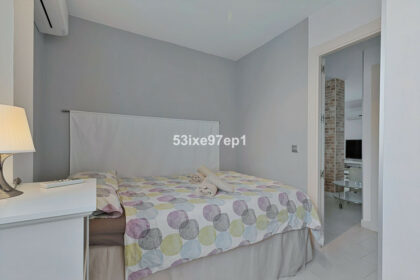 57df6135bae5d9752df77fb652f02c8c - 18