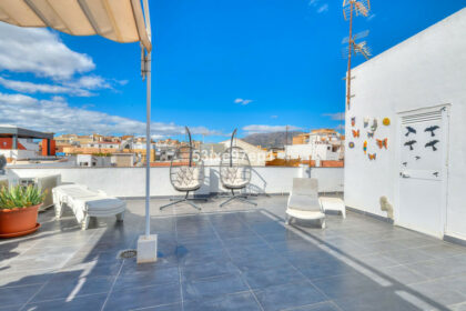 57df6135bae5d9752df77fb652f02c8c - 2